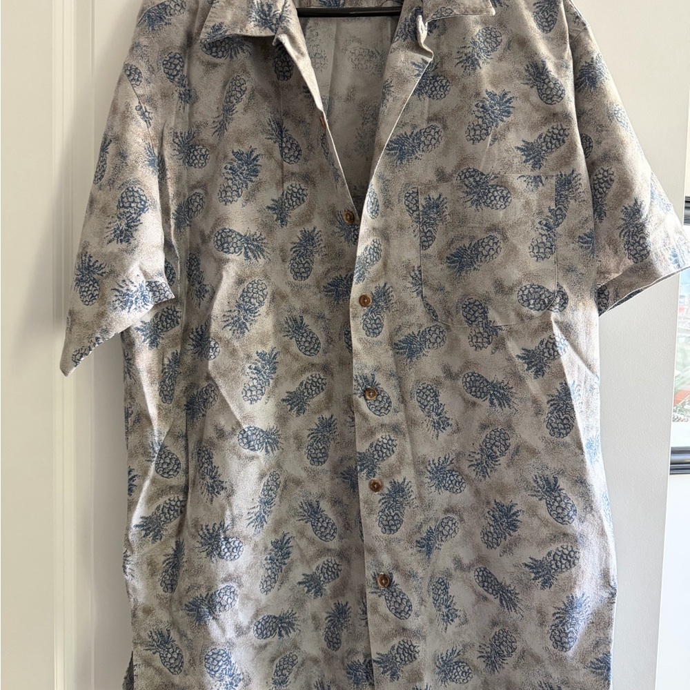 Casual Blue Pineapple Print Men's Short-Sleeve Button Down Shirt